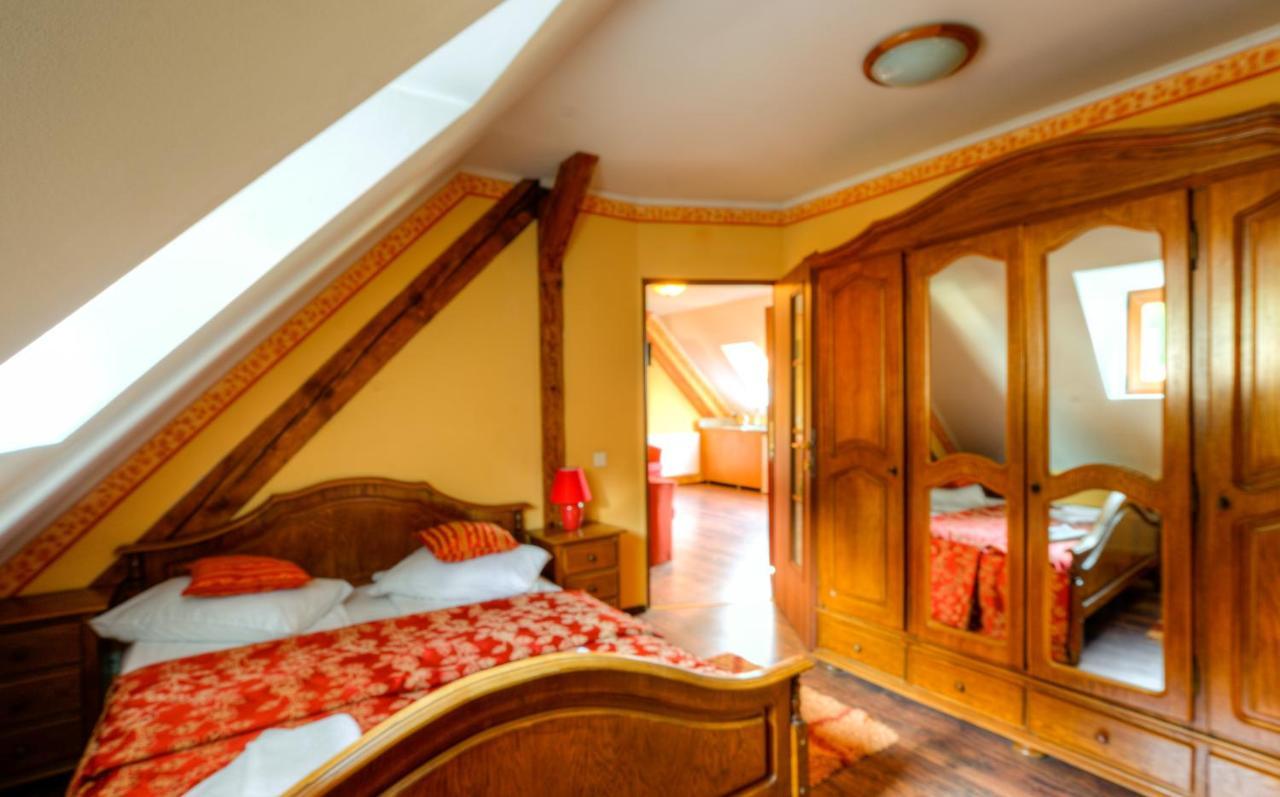 House Of Dragons Apartments Sighişoara Exterior foto